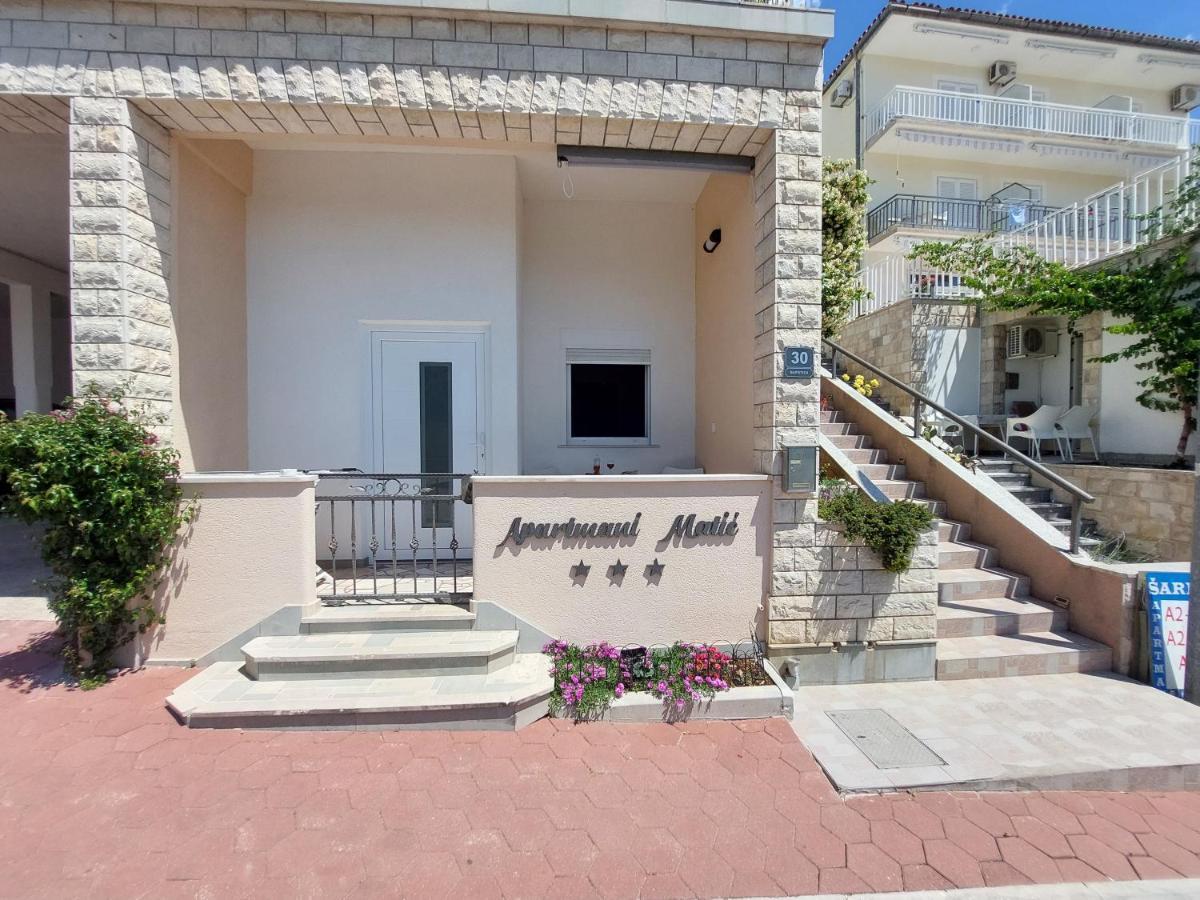 Apartments Matic Baska Voda Luaran gambar