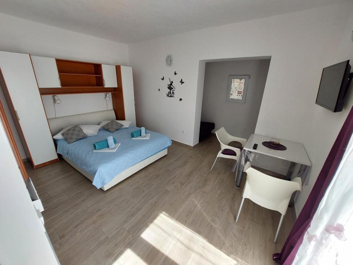 Apartments Matic Baska Voda Luaran gambar