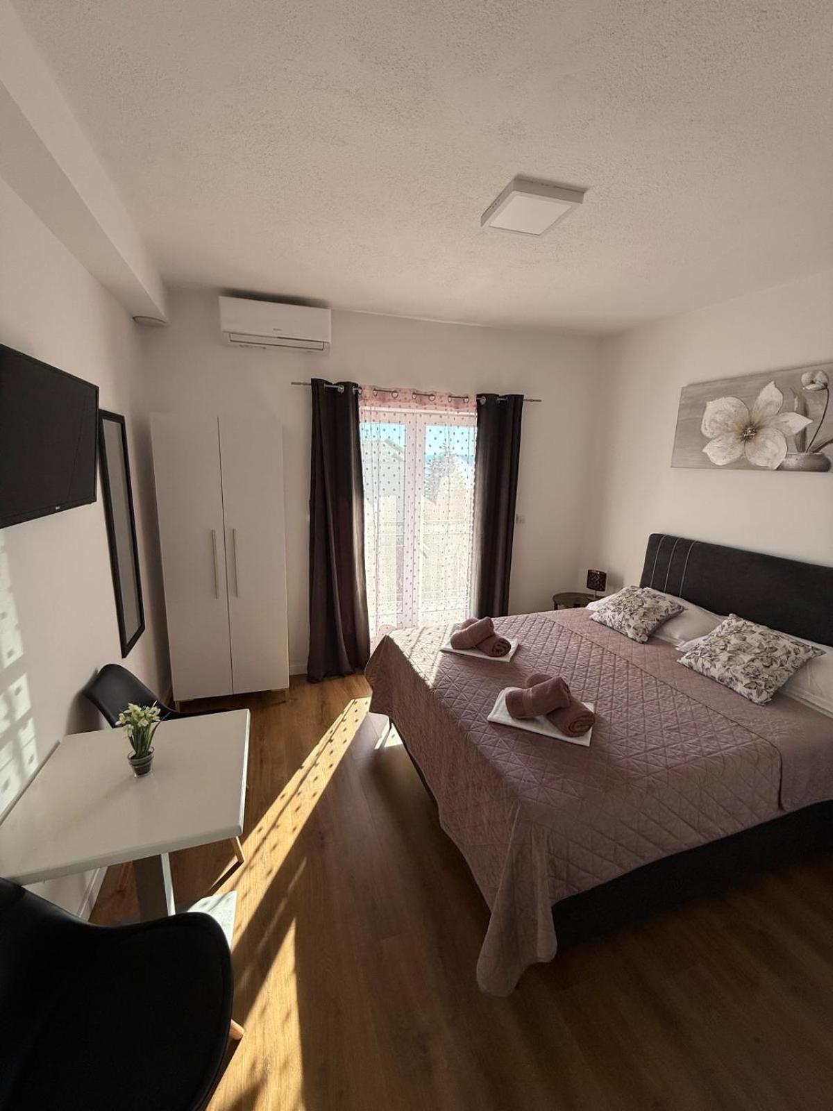 Apartments Matic Baska Voda Luaran gambar