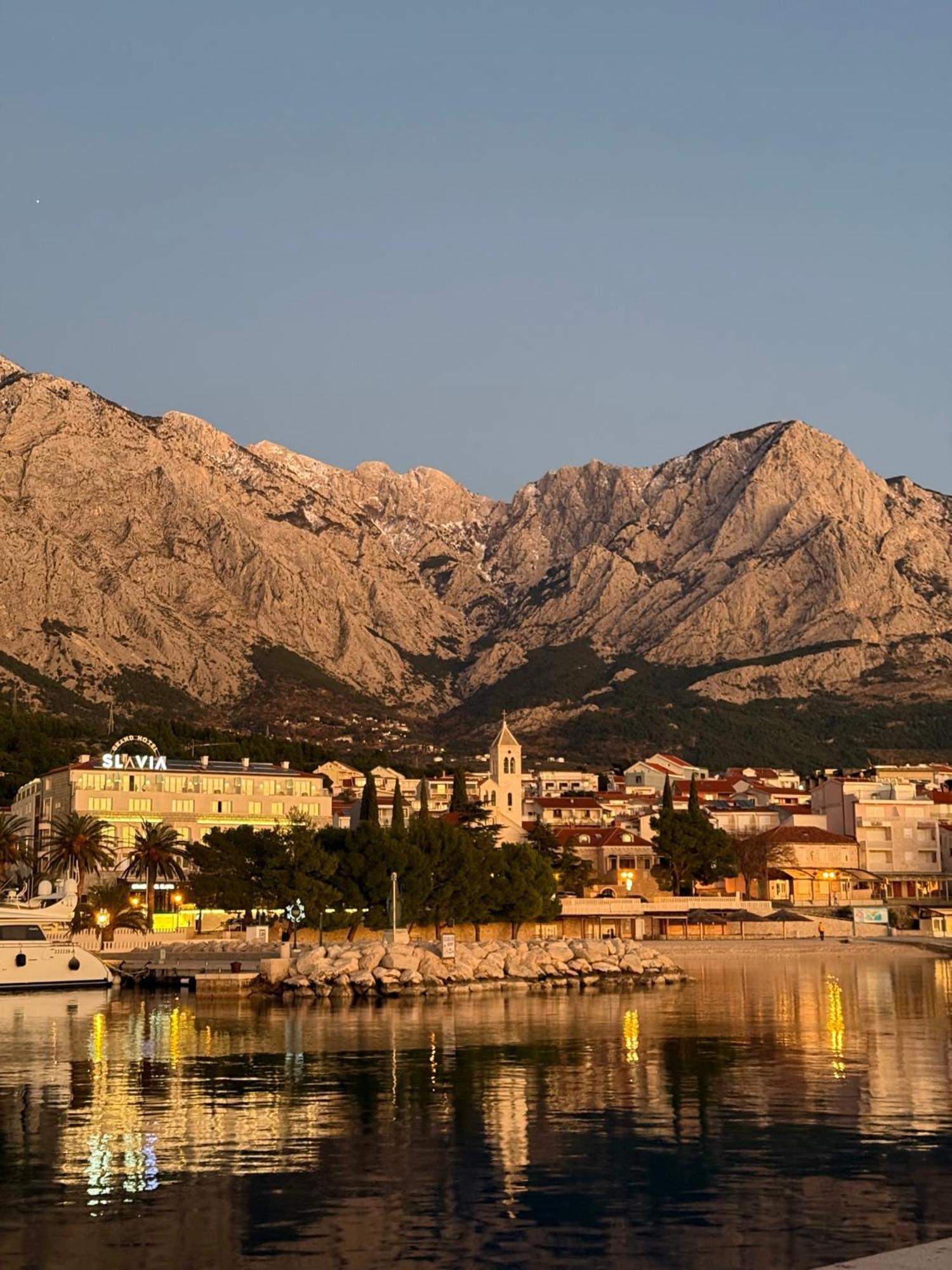 Apartments Matic Baska Voda Luaran gambar
