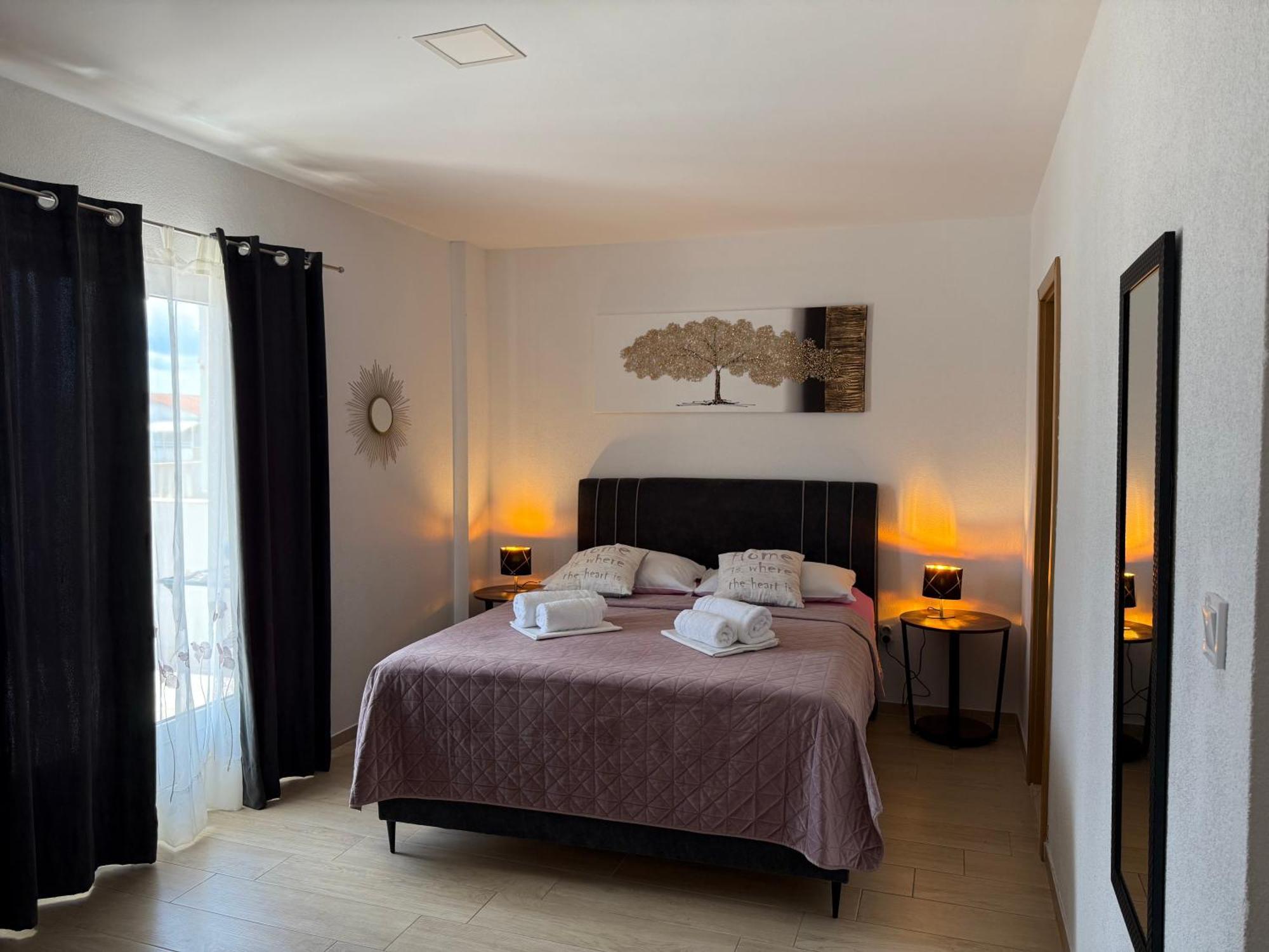 Apartments Matic Baska Voda Luaran gambar